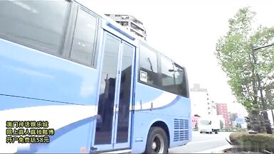 Oficina señora sexo en autobús - 1 image