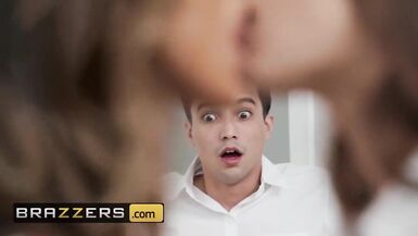 Brazzers - Aubrey Black et Gia Derza partagent une grosse bite interne