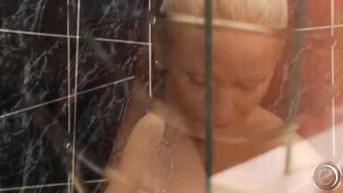Winnie as mother-in-law, who would refuse - 3 image