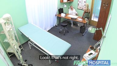 FakeHospital Un médecin baise sa femme dans son bureau - 2 image