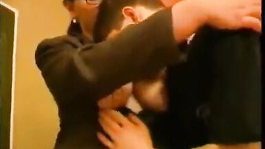 Aluno come a professora pra passa de ano - 7 image