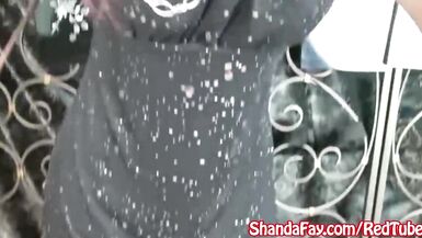 Canadian Milf Shanda Fay Gets Teased To a BJ! - 2 image