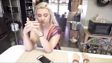 POV Impregnating my Hot Blonde Step Mom Maria Jade - 3 image
