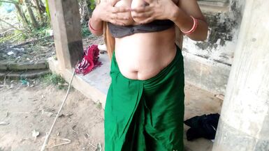 Desi Indian Milf Aunty Outdoor Big Juicy Boobs Flashing Compilation First Time On pH