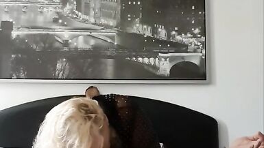 Droppred in for breakfast Orgasm for Jess - 11 image