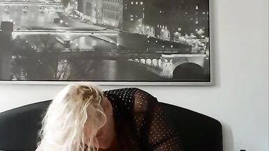 Droppred in for breakfast Orgasm for Jess - 12 image