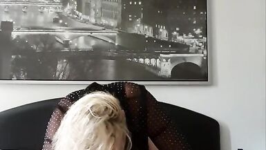 Droppred in for breakfast Orgasm for Jess - 13 image