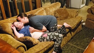 Expert pussy eating gets this hot BBW to cum HARD