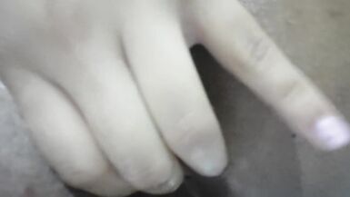 Finger cumming in pussy - 10 image