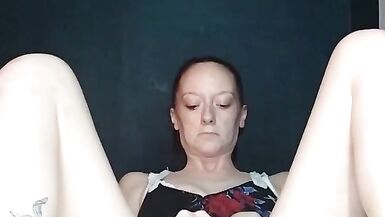 i got my toy out decided to see if i could keep my balance on my workout ball