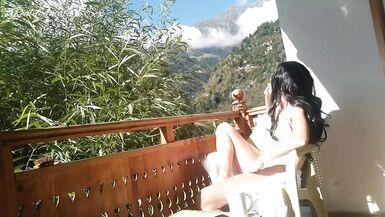 I smoked on the balcony and the neighbor saw me naked - 13 image