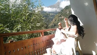 I smoked on the balcony and the neighbor saw me naked - 5 image