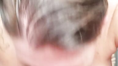 Milf versucht ihre erste orale Sahnetorte - 9 image