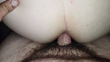 Papa aime me tromper et me pisser dans le cul