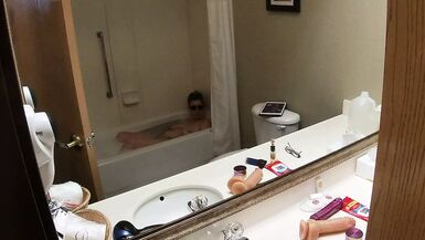 Highandhorny22 hotel bathtub fun!! - 1 image