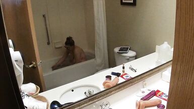 Highandhorny22 hotel bathtub fun!! - 10 image