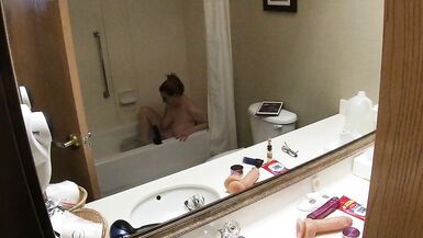 Highandhorny22 hotel bathtub fun!! - 11 image