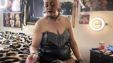 WHORE HOUSE PT 74 BLING WHORE ON SATURDAY SMOKING - 8 image