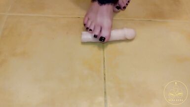 Femdom MILF Mistress Nina Luna Feet Playing with a Dildo and Crushing Rubber Cock With her Feet - 7 image
