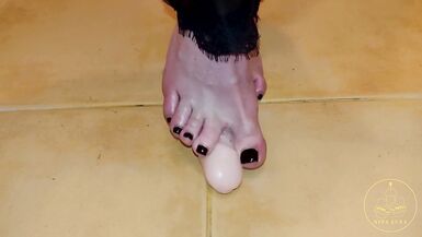 Femdom MILF Mistress Nina Luna Feet Playing with a Dildo and Crushing Rubber Cock With her Feet - 9 image