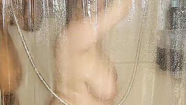 Cum watch Daddy shower His whore - 12 image
