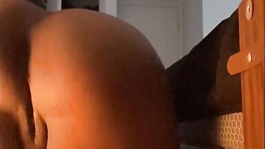 Big booty jaster ass claping and fingering