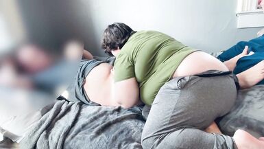Chupando bwc y deepthroating - 2 image