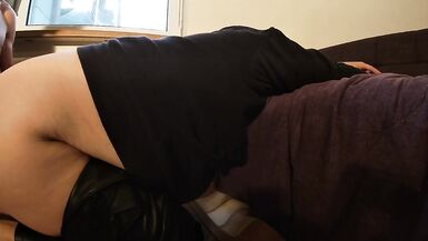 Scopato una provocante MILF in nero da dietro - 6 image
