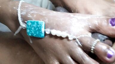 Vishadini Foot Spa Free Blowjob and Cum Slowed - 15 image
