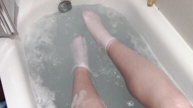 Wet Socks & Belly Rubs In The Bath - BBW Fat Sock Tina Snua - 13 image