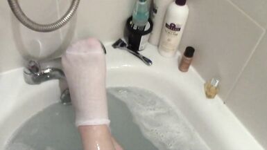 Wet Socks & Belly Rubs In The Bath - BBW Fat Sock Tina Snua - 15 image