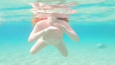 Curvy Big Natural Tits Ginger Redhead Milf in sea - 11 image