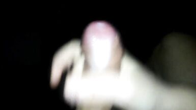 Me pajea con las manos y se traga la leche - 11 image