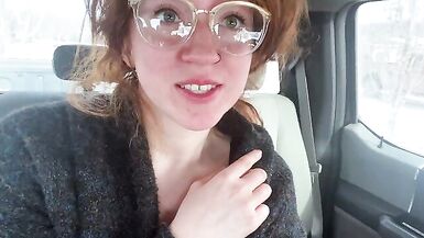 Horny Soccer Mom Cums in back Seat