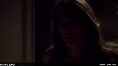 Celebrity Actress Elizabeth Hurley Hot Sex Action in Movie - 5 image
