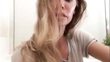 Nicole Aniston OH HONEY