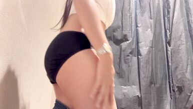 Womens Fitting Room Pervert öffentlich Orgasmus - 3 image