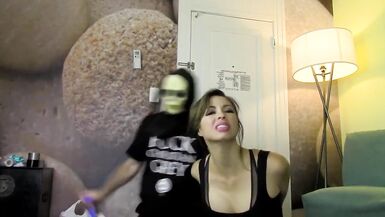 Busty woman got tied up tight - 2 image