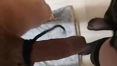 Femdom любительский CBT нейлон ноги BALLBUST высокие каблуки пытки - 12 image