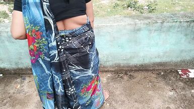 Road Par Mili Randi Bhabhi Ko Patakar Ghar Lakar Choda - 1 image