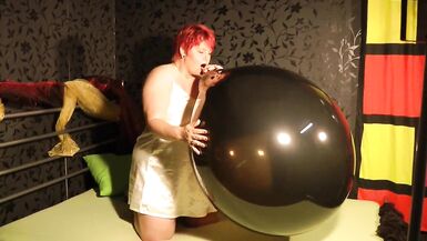 Annadevot - Black Balloon, golden heels, red fingernails - 14 image