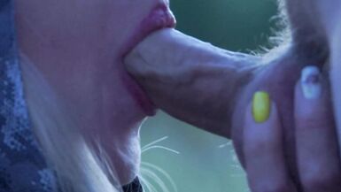 He took off a whore and she gives me a blowjob in nature clo - 5 image