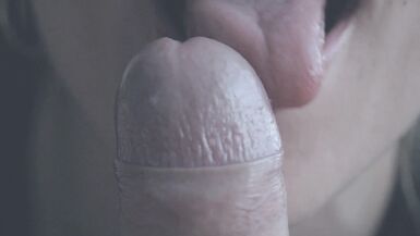 Close up cock licking till it explodes - 3 image
