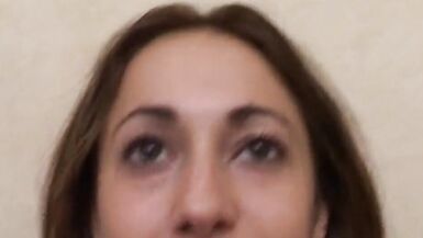 Une blonde sexy se fait amatrice en jouant avec sa bite et sa chatte