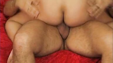 MIlf mit behaarter Fotze wird gefickt - 9 image