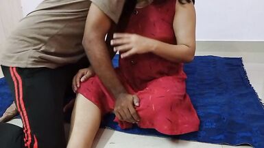 Bartan Bechne Aayi Inexperienced Bhabhi Ko Jamkar Choda - Fuck Aunty。 - 4 image