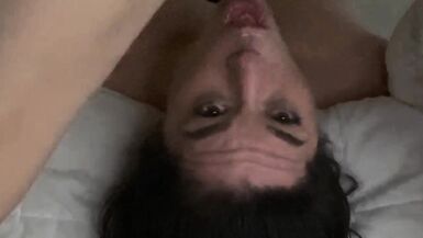 SEXY MILF OFRECE A PAGAR SUS DEUDAS WITH FACE FUCKING DEEPTHROATING SLOPPY BJ - 13 image