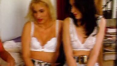 3 Anges baisent avec Charly - 10 image