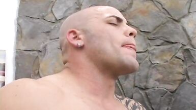 Lesbian Hardcore Dreier mit Deepthroat und Sperma schlucken - 14 image