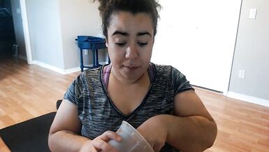 Stephanie Benitez fat ass twerking on the dick in Spanish - 13 image